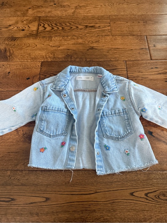 Zara Other - Zara Denim Floral Jacket Size 12/18 Month